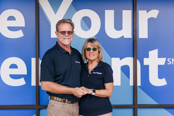 Chris & Lisa  Farr Photo
